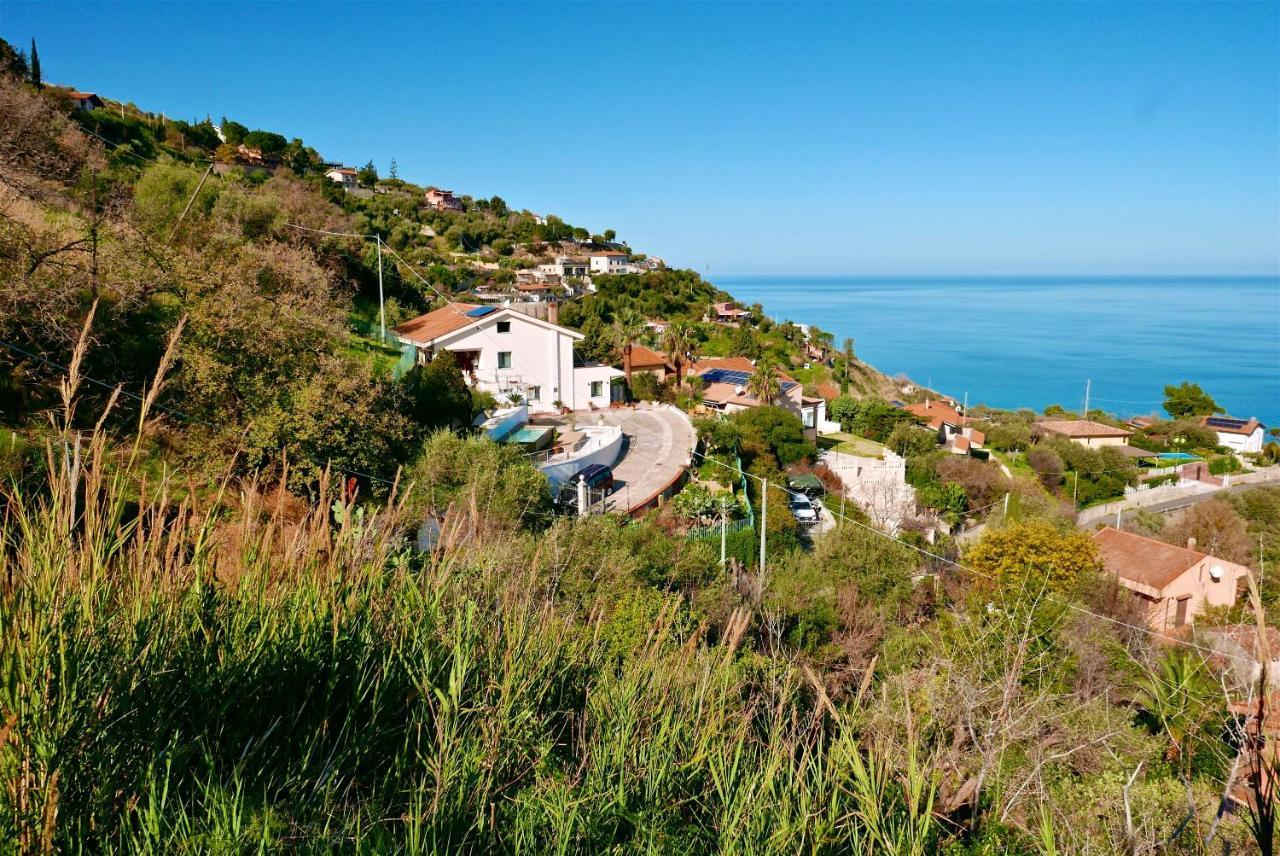 Bed and Breakfast Al 33 Giri Cefalù Exteriér fotografie